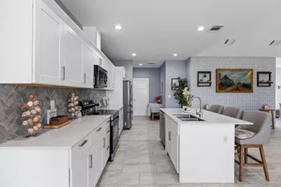 130 Coyote Ridge Drive, Cedar Creek, TX 78612 - Photo 15