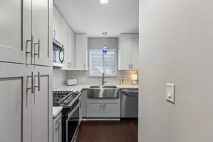 1400 Westmoor Dr, Austin, TX 78723 - Photo 13