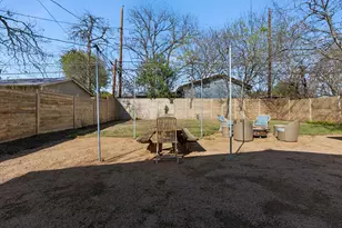 1400 Westmoor Dr, Austin, TX 78723 - Photo 25