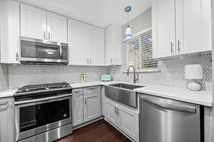 1400 Westmoor Dr, Austin, TX 78723 - Photo 9