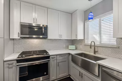 1400 Westmoor Drive, Austin, TX 78723 - Photo 13