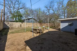 1400 Westmoor Dr, Austin, TX 78723 - Photo 23