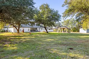 1216 Honeysuckle Dr, Killeen, TX 76549 - Photo 33