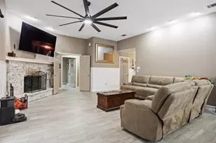 1216 Honeysuckle Dr, Killeen, TX 76549 - Photo 3