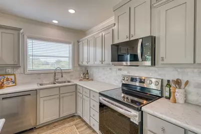 1200 E Green Street, Llano, TX 78643 - Photo 19