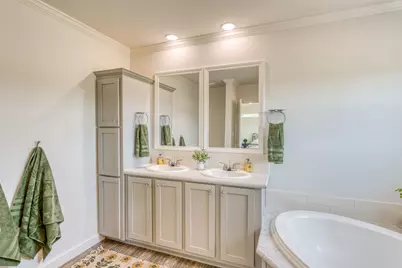 1200 E Green Street, Llano, TX 78643 - Photo 33