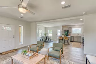 1200 E Green St, Llano, TX 78643 - Photo 9