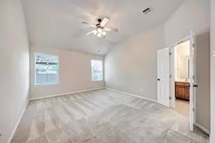 207 Kerley Dr, Hutto, TX 78634 - Photo 13