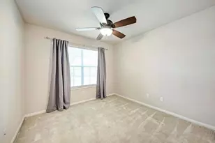207 Kerley Dr, Hutto, TX 78634 - Photo 17