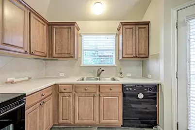 207 Kerley Drive, Hutto, TX 78634 - Photo 11