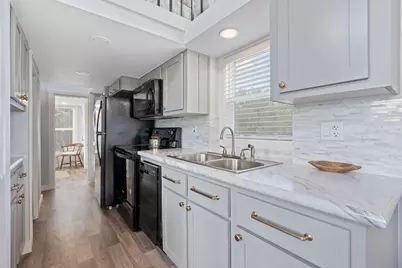 635 Ivean Pearson Road, Lago Vista, TX 78645 - Photo 11