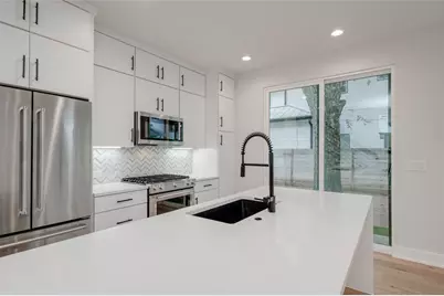 1406 E 2nd Street #2, Austin, TX 78702 - Photo 7