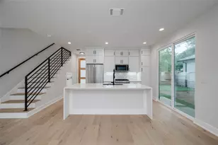 1406 E 2nd St, Austin, TX 78702 - Photo 3