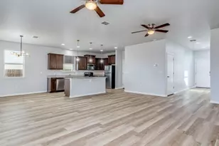 424 Wapiti Rd, Buda, TX 78610 - Photo 9