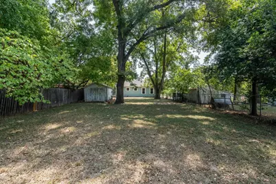 746 Springdale. Road, Austin, TX 78702 - Photo 19