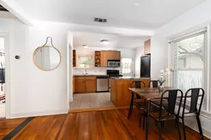 746 Springdale Rd, Austin, TX 78702 - Photo 9