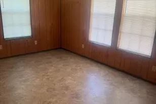 212 Bluebonnet Rd, Lockhart, TX 78644 - Photo 7
