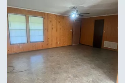 212 Bluebonnet Road, Lockhart, TX 78644 - Photo 3