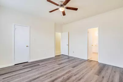 1021 Black Locust Drive W, Pflugerville, TX 78660 - Photo 17