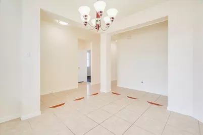 1021 Black Locust Drive W, Pflugerville, TX 78660 - Photo 5