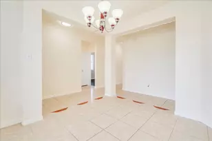 1021 Black Locust Drive West, Pflugerville, TX 78660 - Photo 5