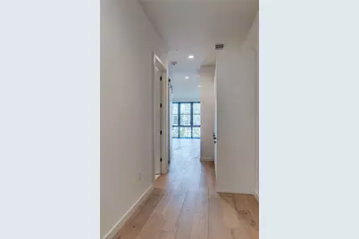 800 Embassy Drive #117, Austin, TX 78702 - Photo 3