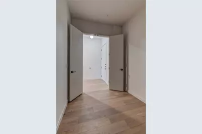 800 Embassy Drive #117, Austin, TX 78702 - Photo 5