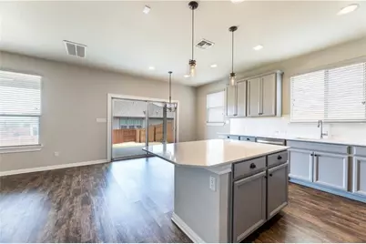 5413 Traviston Drive, Austin, TX 78738 - Photo 9