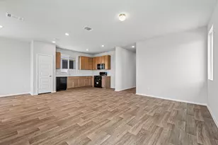 175 Cider Crk Dr, Elgin, TX 78621 - Photo 11