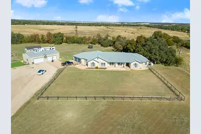 195 Freedom Drive, Georgetown, TX 78626 - Photo 1