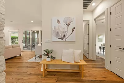 3907 Bailey Lane, Austin, TX 78756 - Photo 3