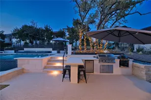 323 Ringtail Stream Dr, Austin, TX 78738 - Photo 3