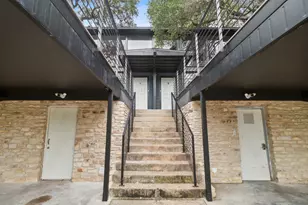 1501 Rockdale Cir, Austin, TX 78704 - Photo 3