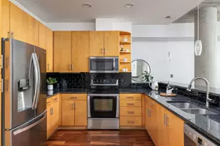 360 Nueces St, Austin, TX 78701 - Photo 3