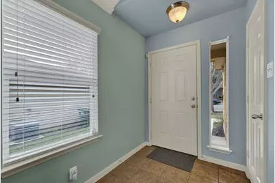 2210 Meadow View Drive, San Marcos, TX 78666 - Photo 3