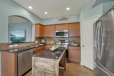 2210 Meadow View Drive, San Marcos, TX 78666 - Photo 13