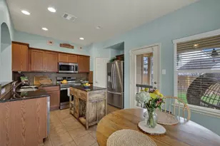 2210 Meadow View Dr, San Marcos, TX 78666 - Photo 11