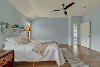 2210 Meadow View Drive, San Marcos, TX 78666 - Photo 17