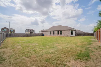 304 Summit Drive, Lockhart, TX 78644 - Photo 23
