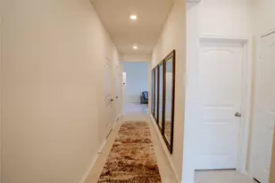304 Summit Dr, Lockhart, TX 78644 - Photo 11