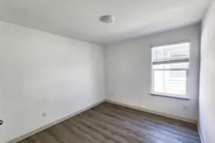 126 Ft Clark Spgs Dr, Hutto, TX 78634 - Photo 11