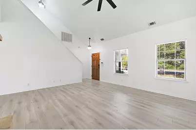 22407 Briarcliff Drive, Briarcliff, TX 78669 - Photo 9