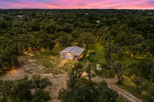 2841 Oak Haven Cir, Georgetown, TX 78628 - Photo 39