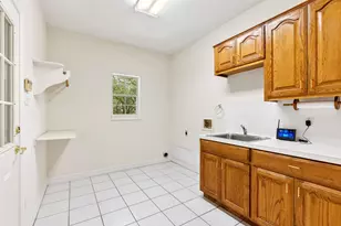 2841 Oak Haven Cir, Georgetown, TX 78628 - Photo 33