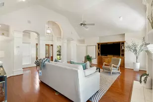 2841 Oak Haven Cir, Georgetown, TX 78628 - Photo 11