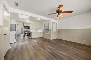1702 Ridgemont Dr, Austin, TX 78723 - Photo 9