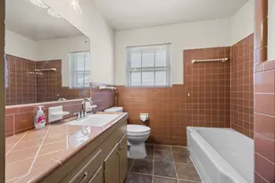 1702 Ridgemont Dr, Austin, TX 78723 - Photo 15