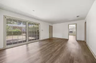 1702 Ridgemont Dr, Austin, TX 78723 - Photo 5