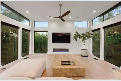 1201 Kenwood Avenue, Austin, TX 78704 - Photo 5