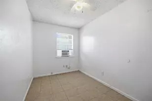 202 Forest St, Georgetown, TX 78626 - Photo 15